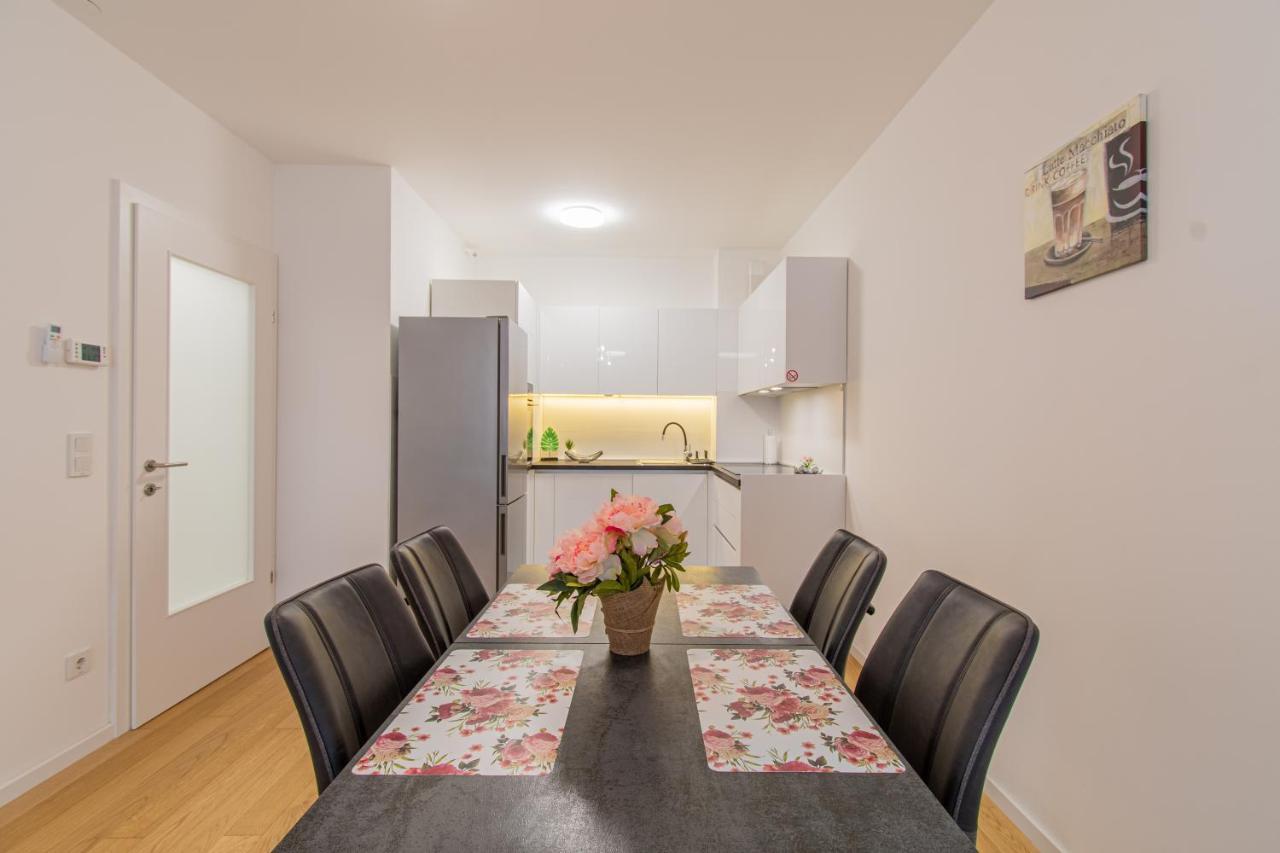 Apartamento Flexible Selfcheckins 42 - Zagreb - Luxury - Garage Parking - Loggia - Brand New Exterior foto