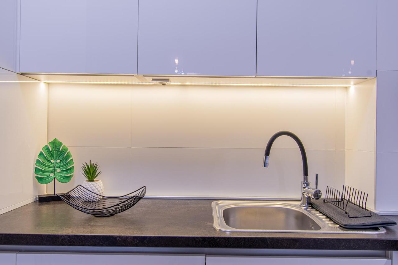 Apartamento Flexible Selfcheckins 42 - Zagreb - Luxury - Garage Parking - Loggia - Brand New Exterior foto